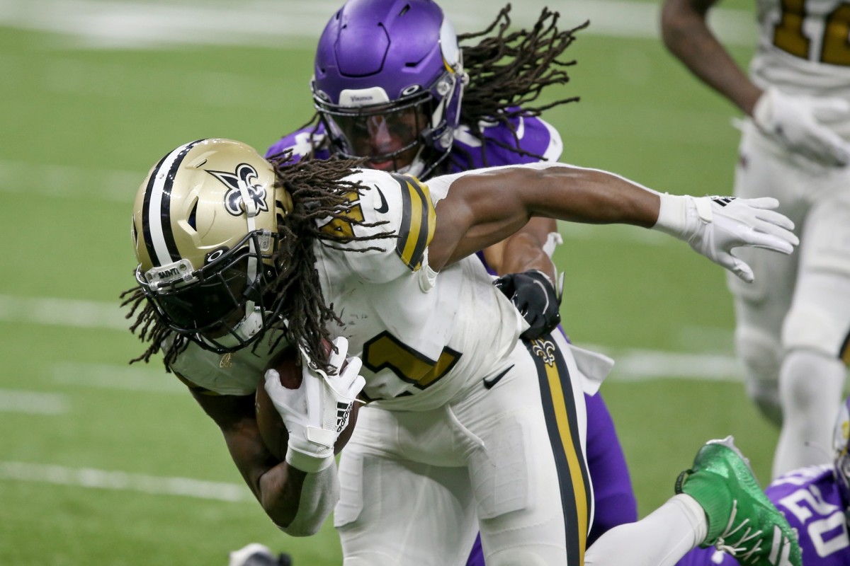 Alvin Kamara Scores TD